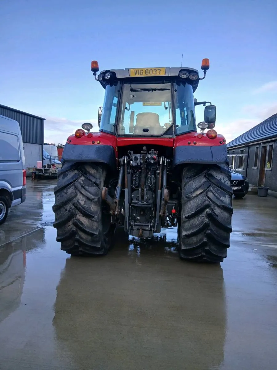 Massey 7718s - Image 3