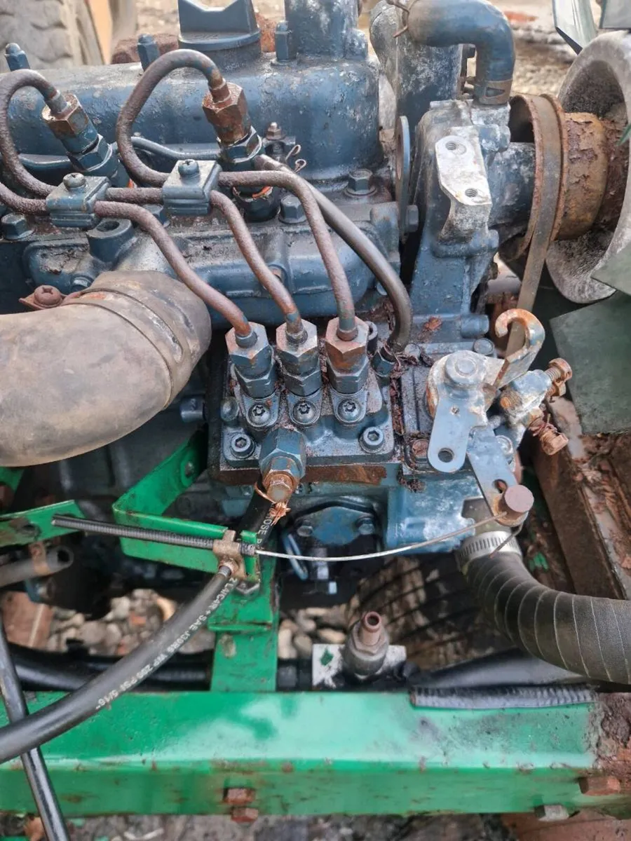 Kubota engine - Image 1