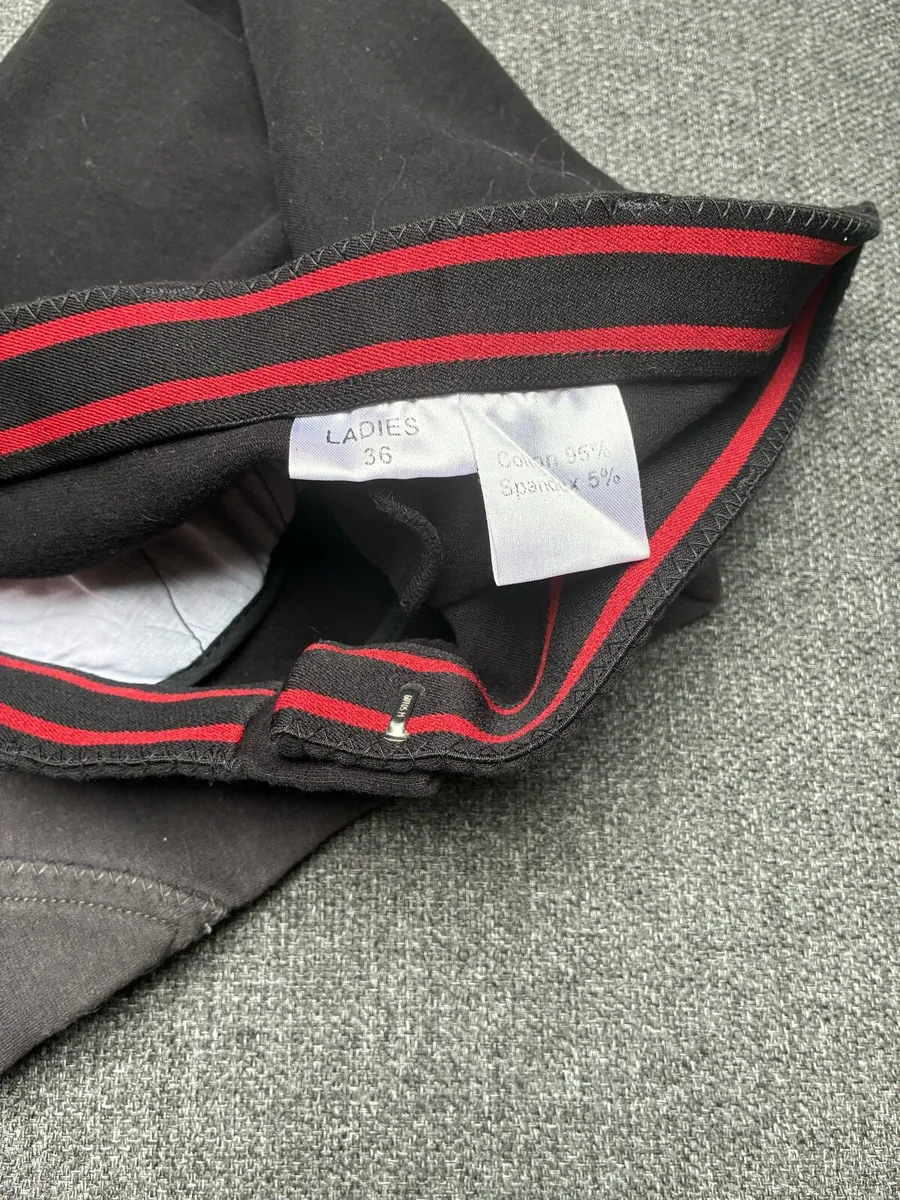 Riding boots and jodhpurs - Image 4