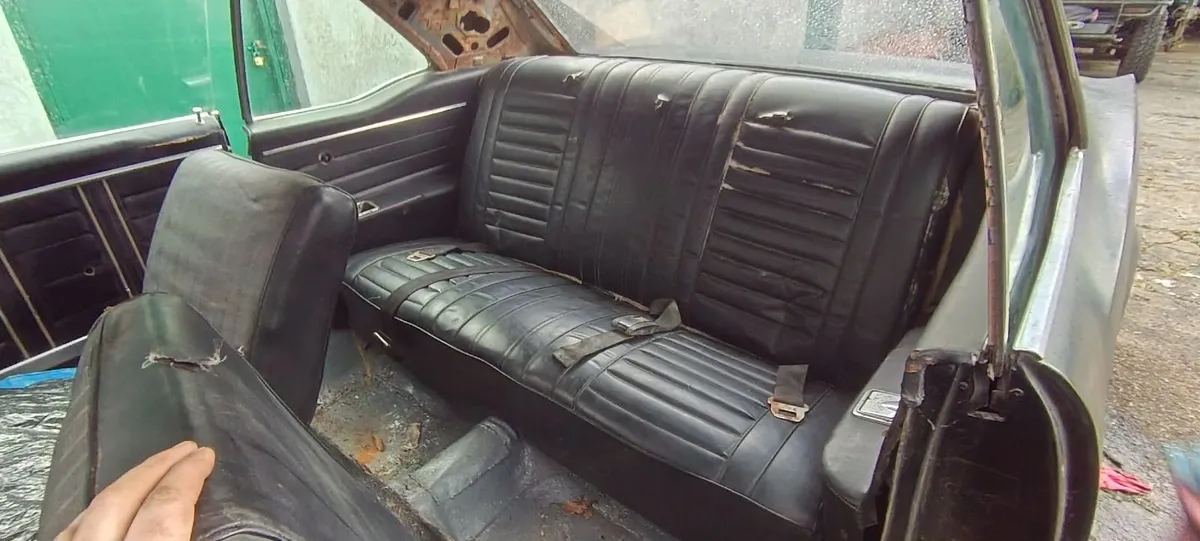 1967 Oldsmobile Cutlass Supreme - 350 Small block - Image 3