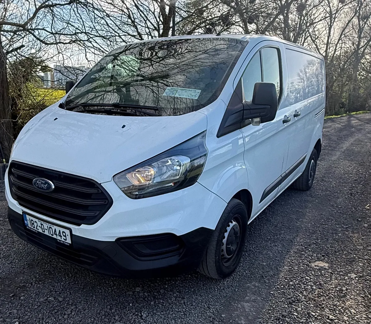 Ford Transit 2018 Cvrt 10/2026 - Image 2