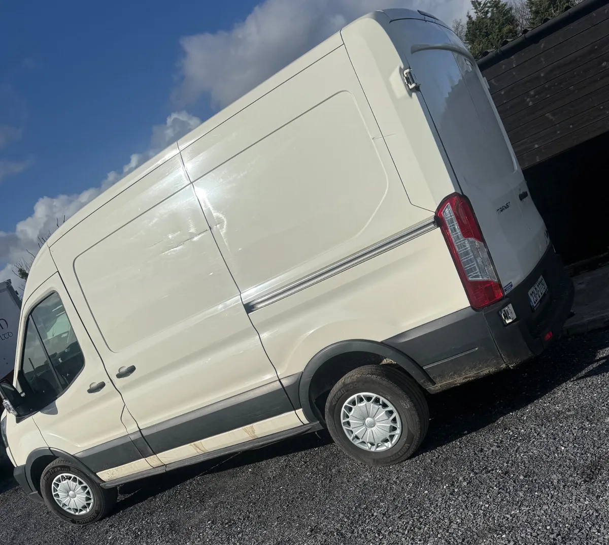 Ford Transit 2023 - Image 2