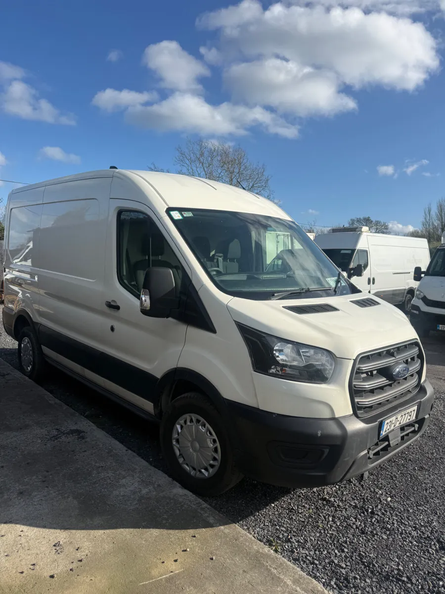 Ford Transit 2023 - Image 3