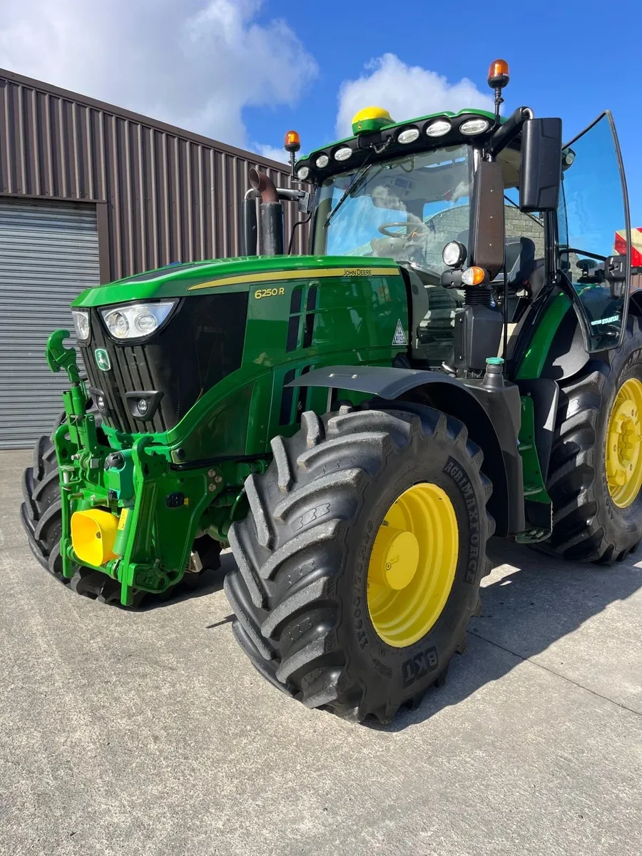 John deere 6250r - Image 2