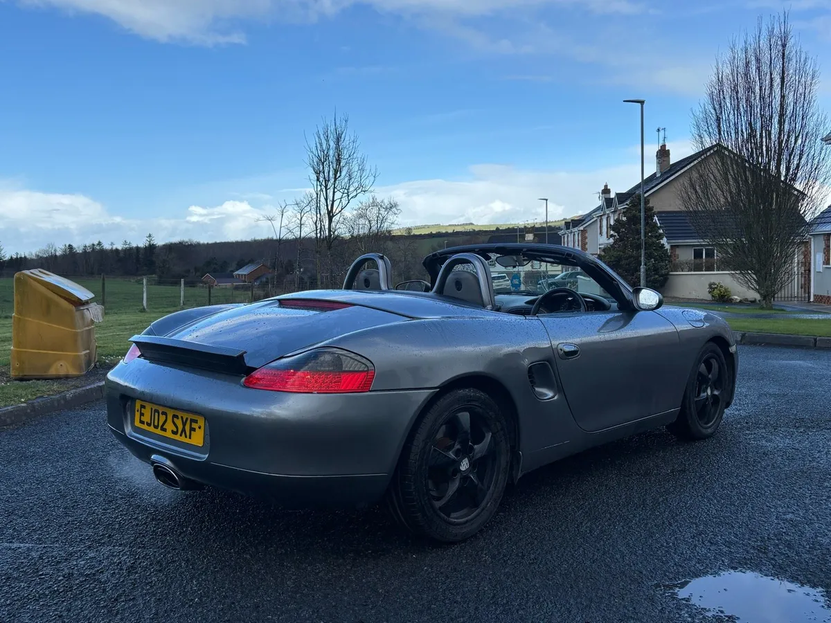 2002 Porsche Boxster 2.7 Auto Tiptronic - Image 3