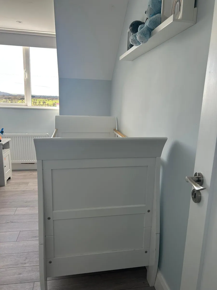 Baby cot - Image 2