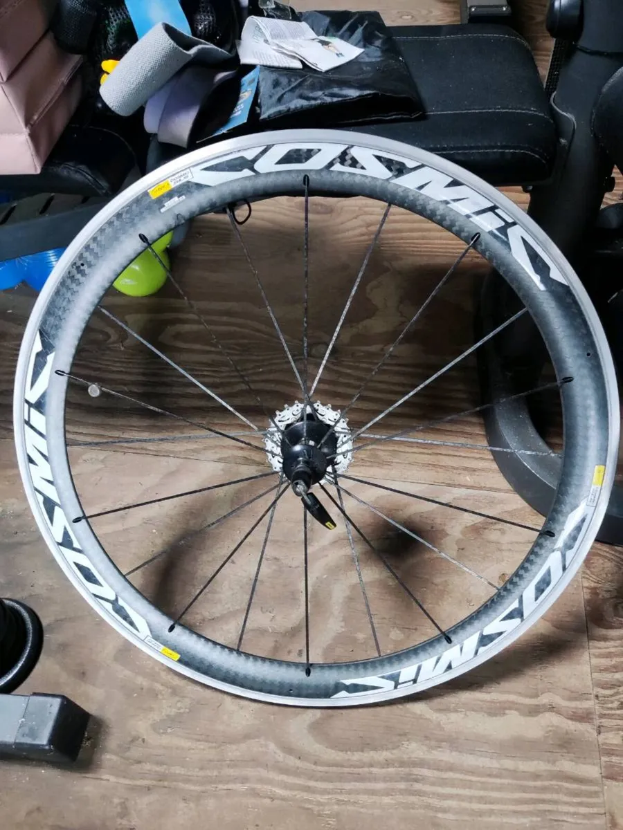 Mavic cismic road wheels - Image 3