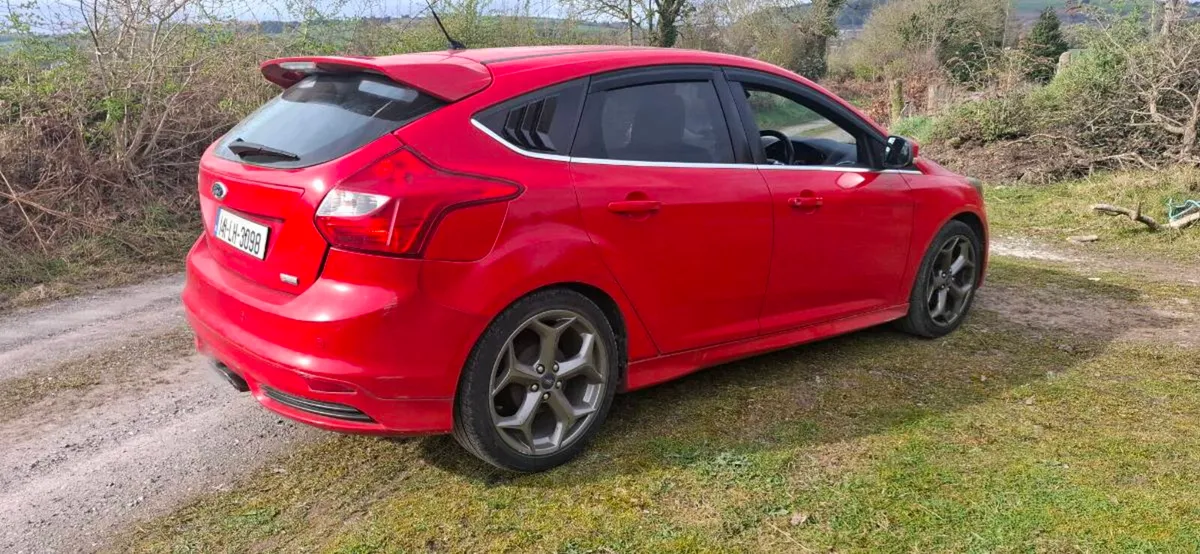 141 Ford Focus ST full recaro interior nct/tax - Image 4