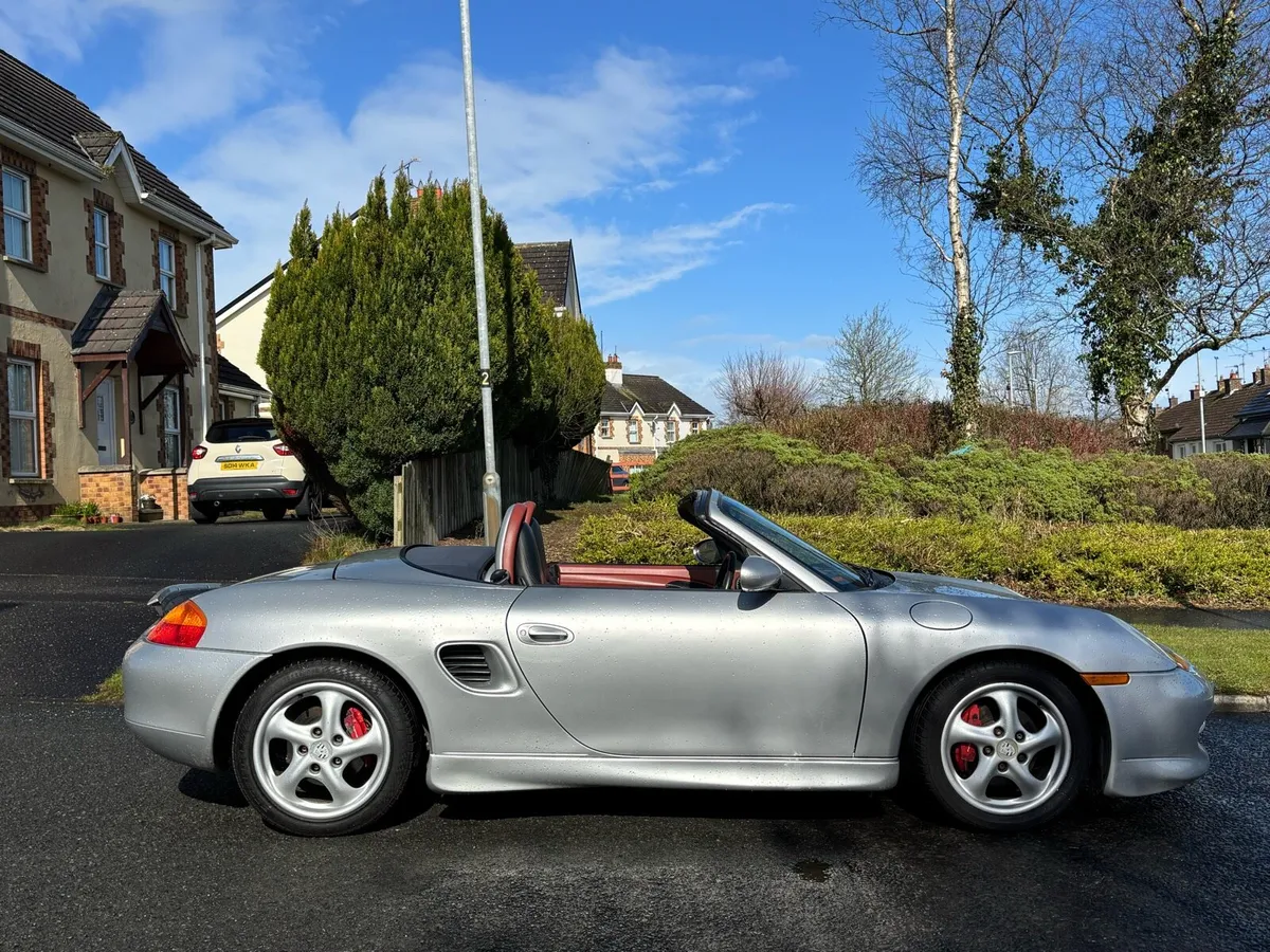 1998 Porsche 986 Boxster 2.5 Manual Aero - Image 2