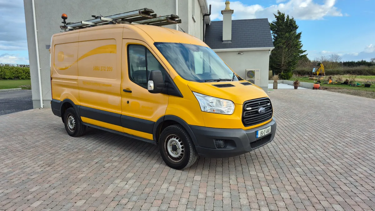 2015 Ford Transit 4X4 - Image 2