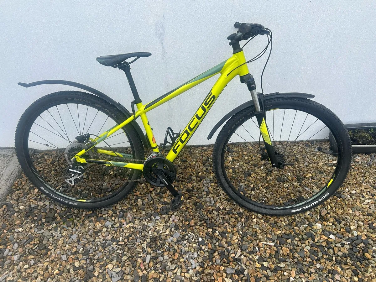 Mountain bike - Image 1