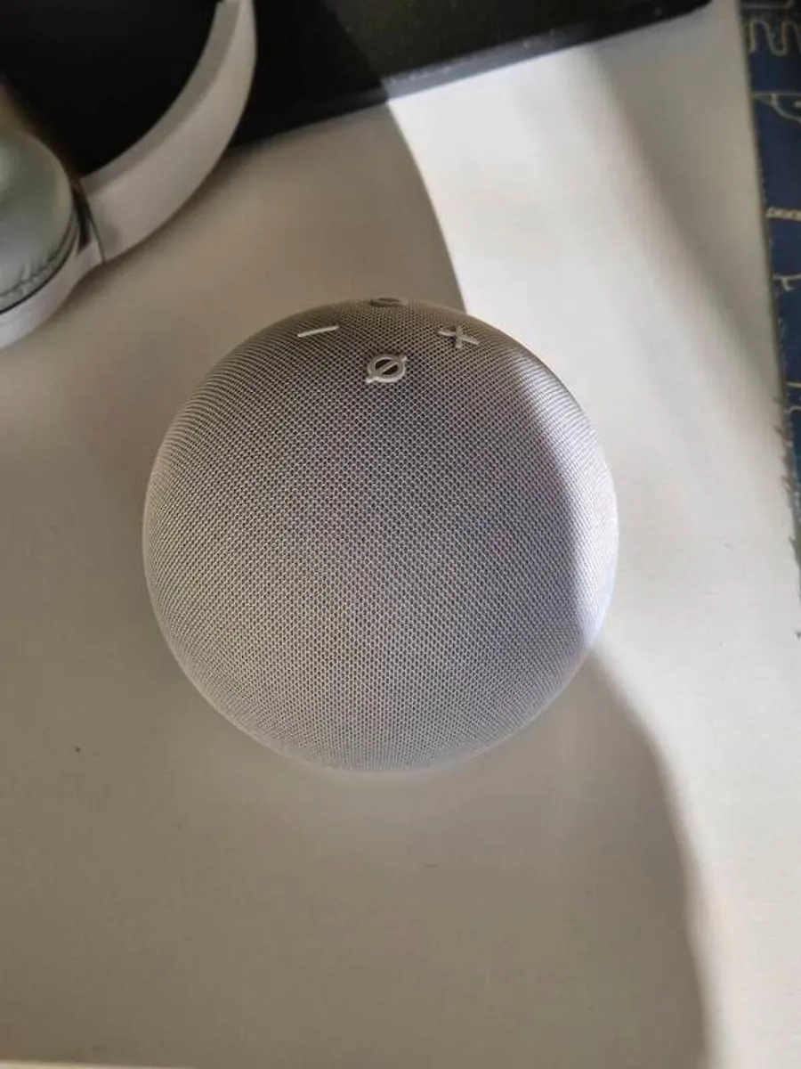 Amazon Echo Dot 5th Generathion - Image 1