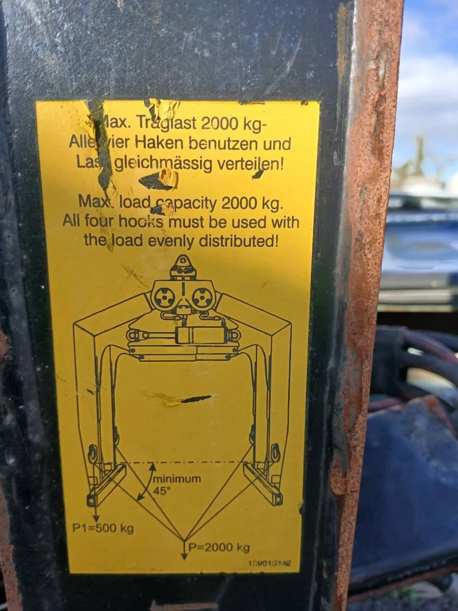 2 ton brick grab / Container doors - Image 2