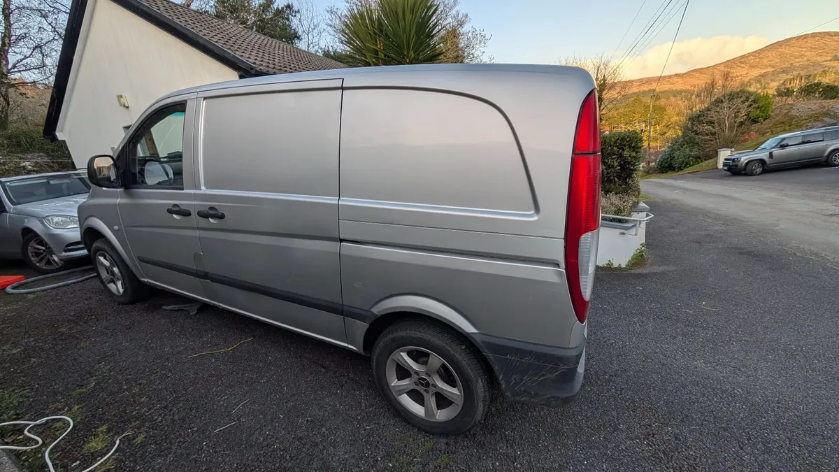 Mercedes-Benz V-Class 2008 - Image 4