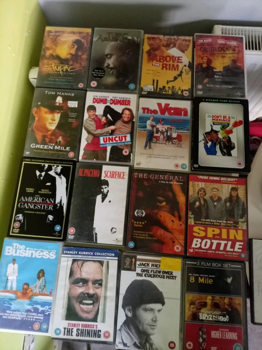 40Cassic dvds - Image 1