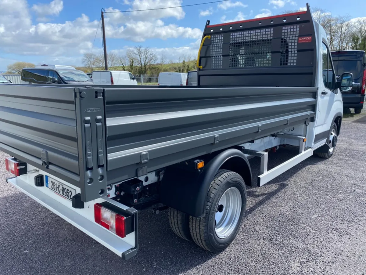 Maxus DELIVER 9 RWD T/W EVIE GSR2 2DR - Image 4