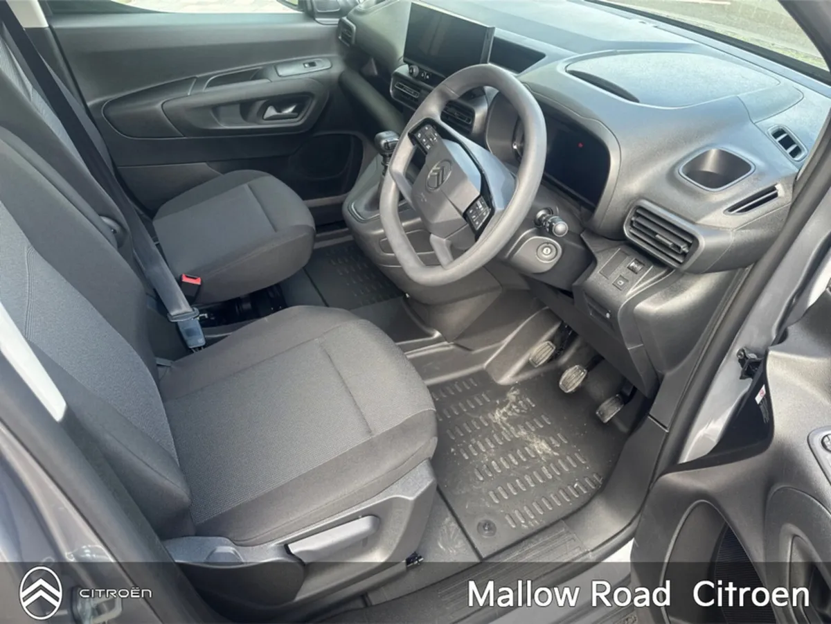 Citroen Berlingo 5 Seat Crew Cab - Image 2