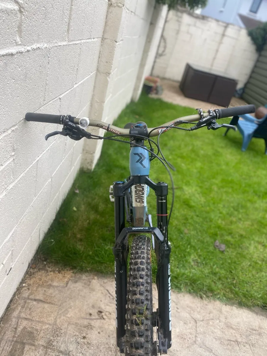 Enduro mountain bike - Image 3