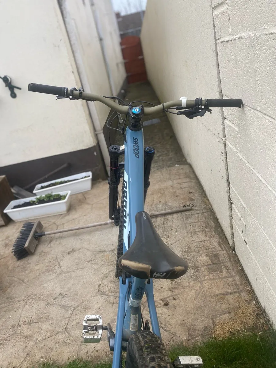 Enduro mountain bike - Image 4