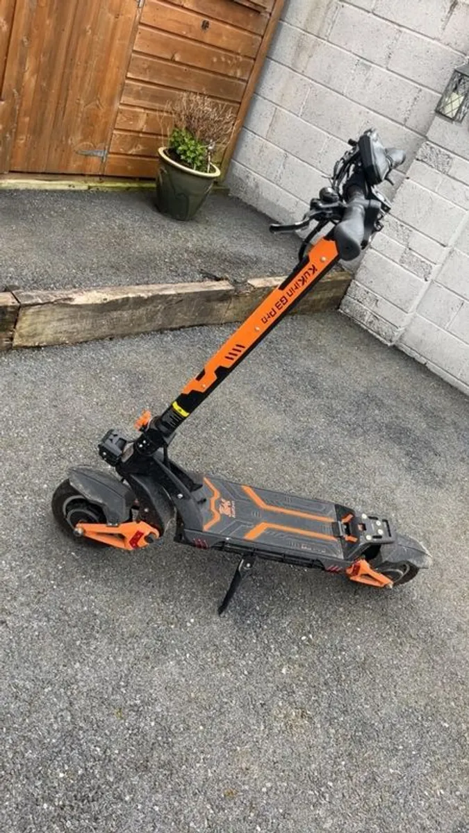 scooter - Image 1
