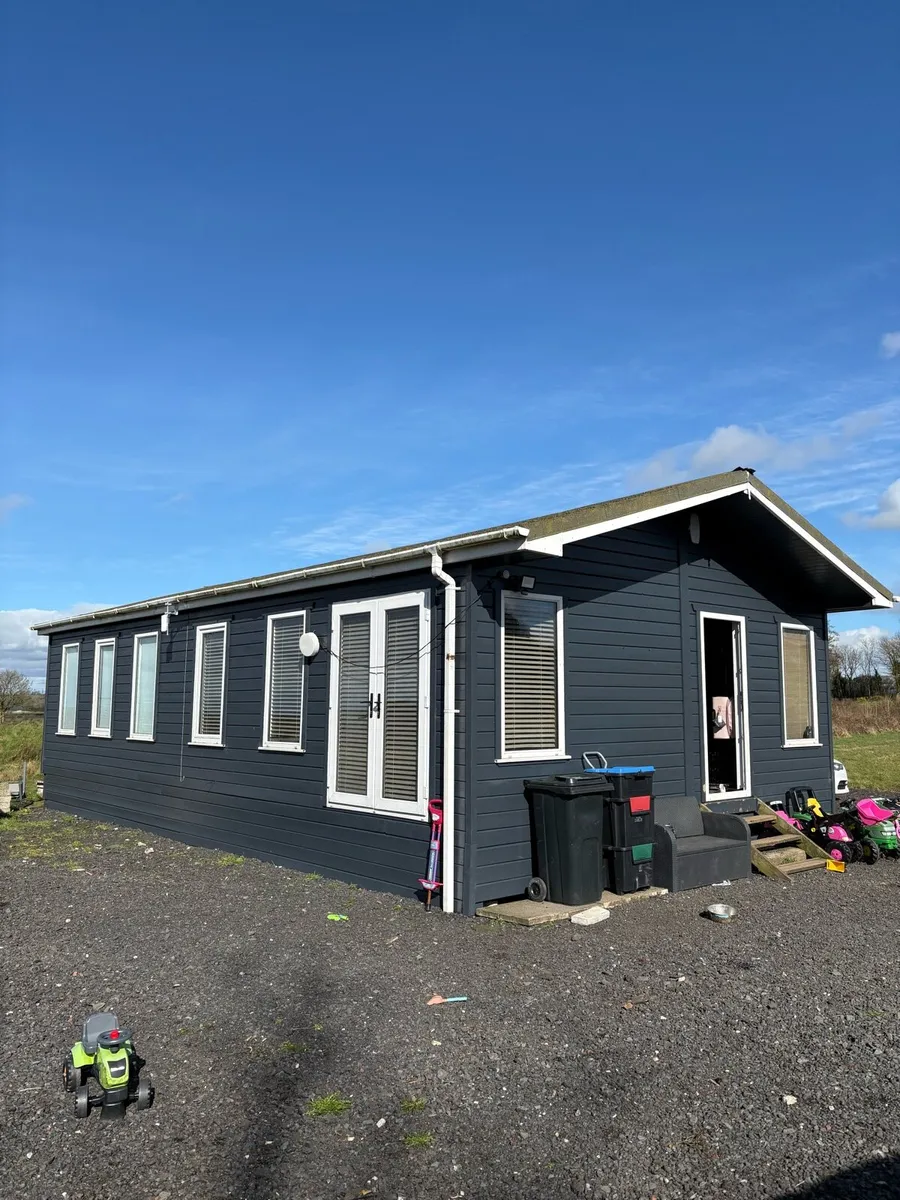 Log cabin modular home - Image 1