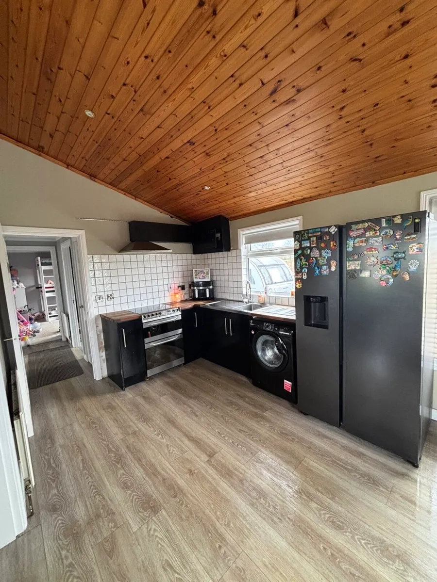 Log cabin modular home - Image 3