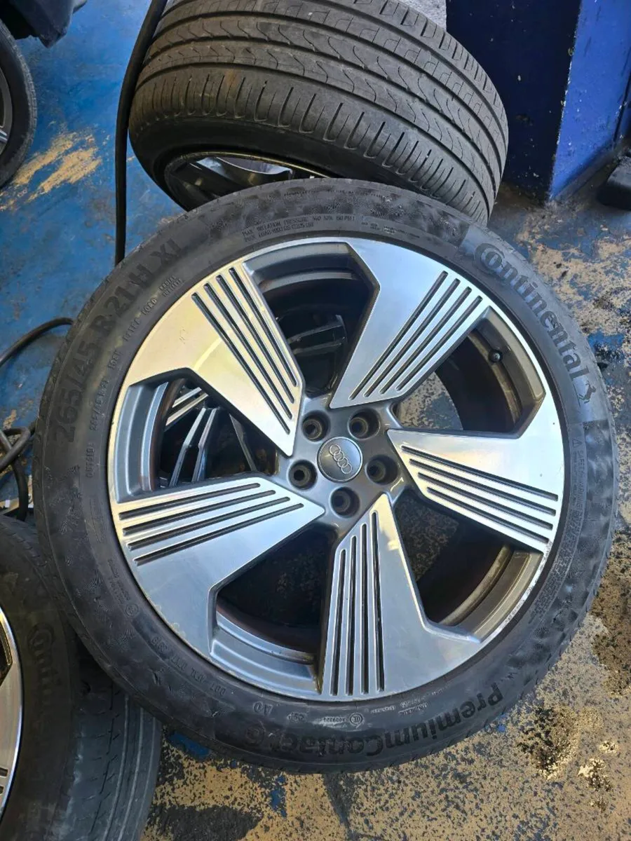 21" audi etron wheels - Image 2