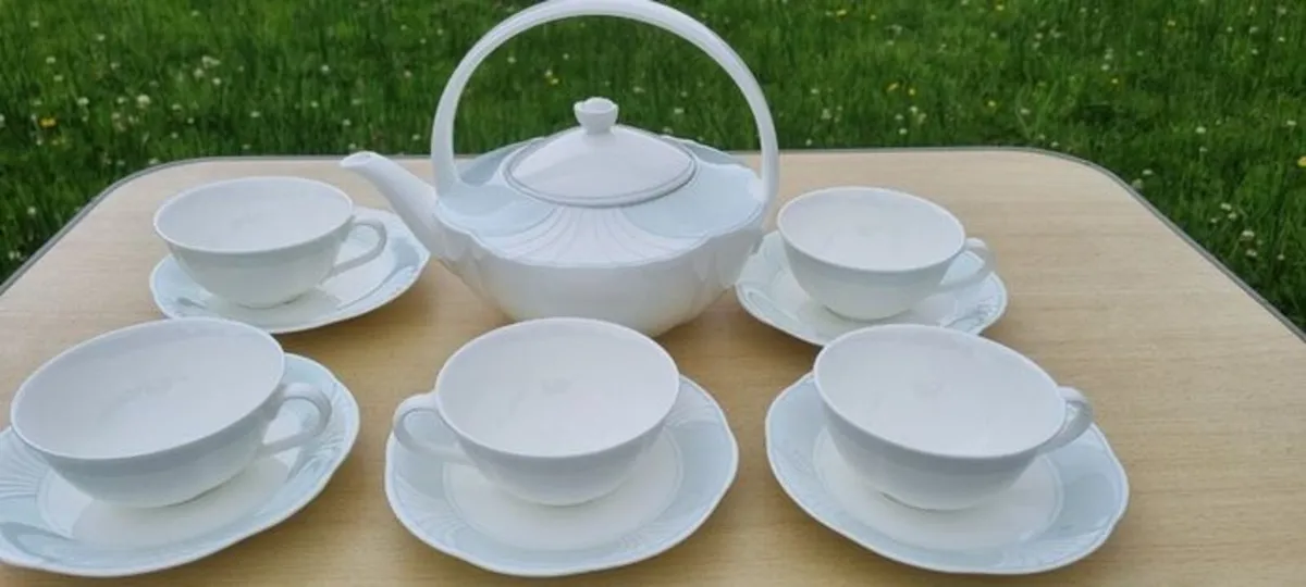Villeroy&Boch tea/coffee set - Image 1