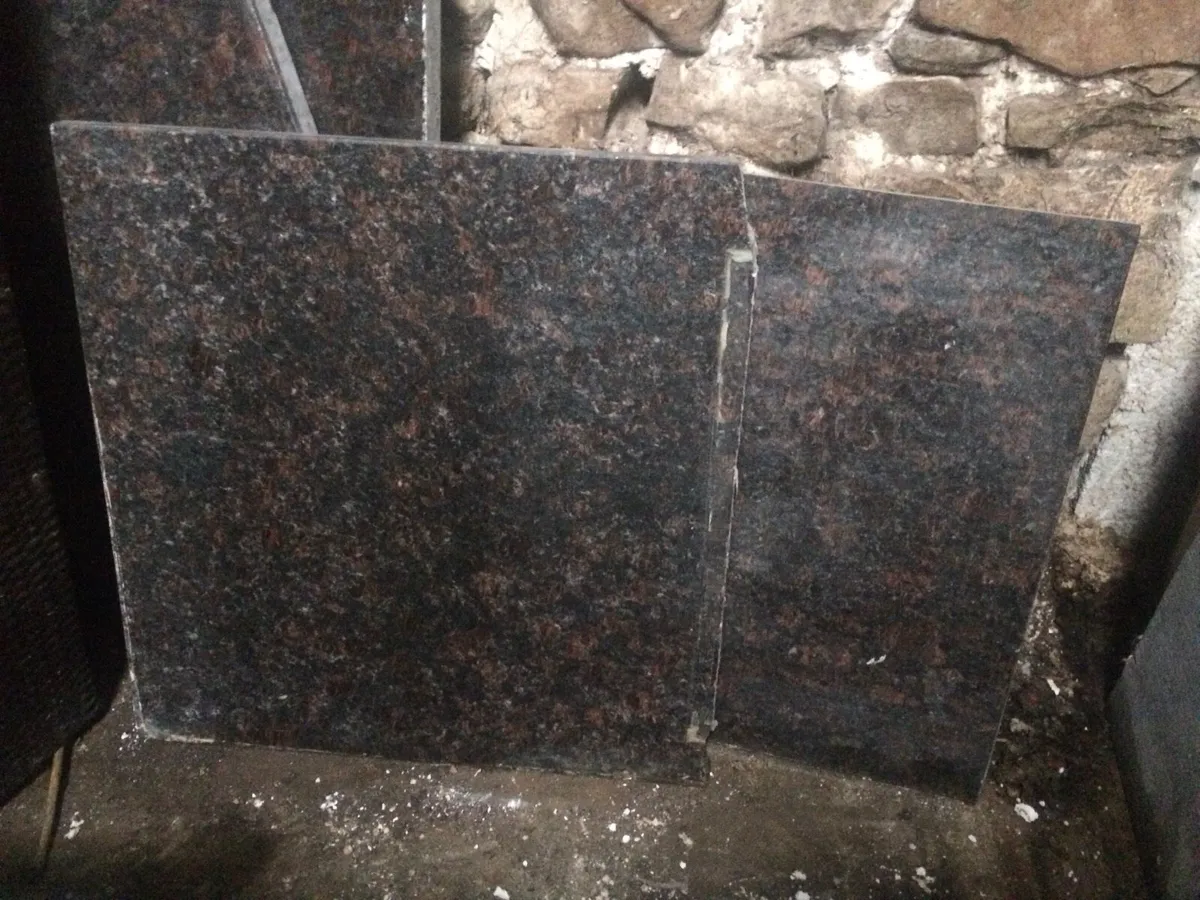 Granite worktop - Image 2