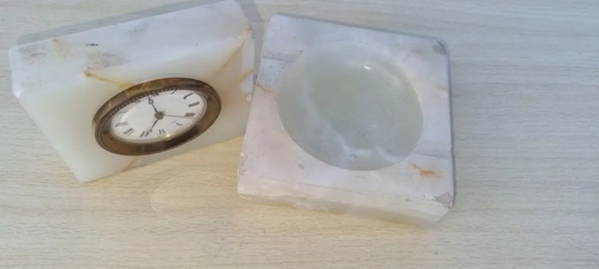 Vintage marble clock and ashtray - Image 2