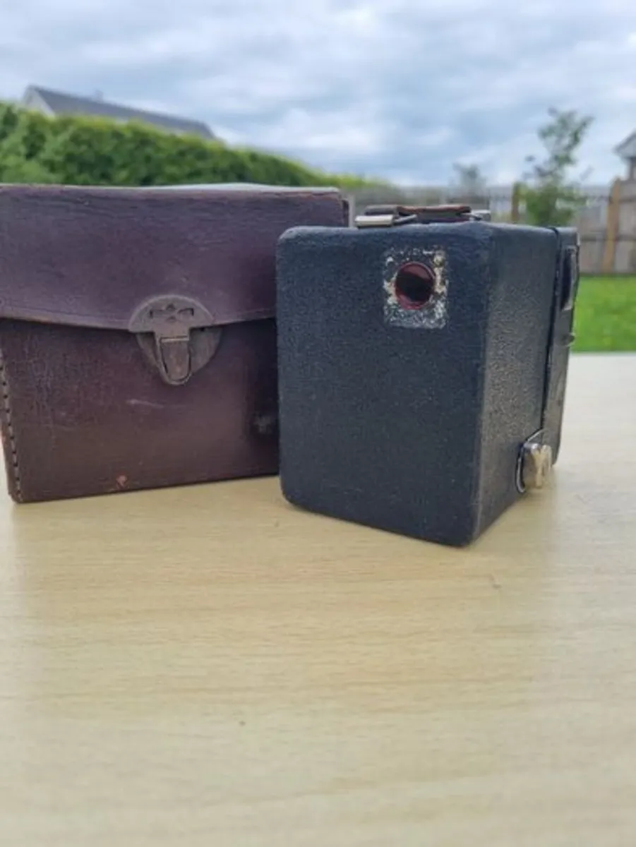 Kodak Brownie Six-20 - Image 2