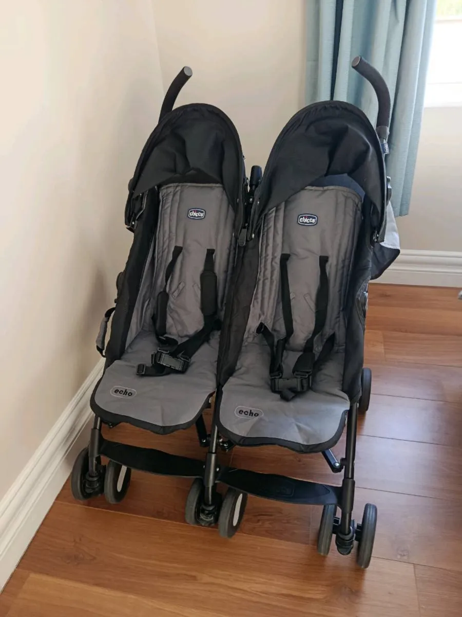 Chicco Echo double buggy - Image 1