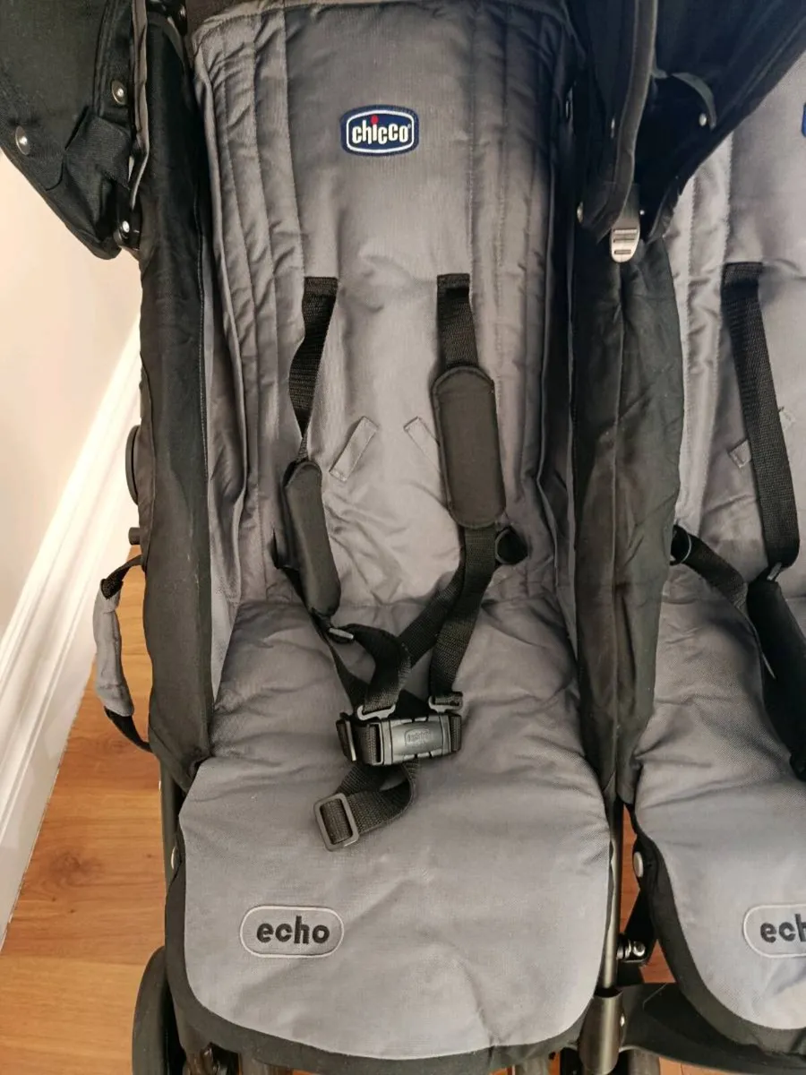 Chicco Echo double buggy - Image 3