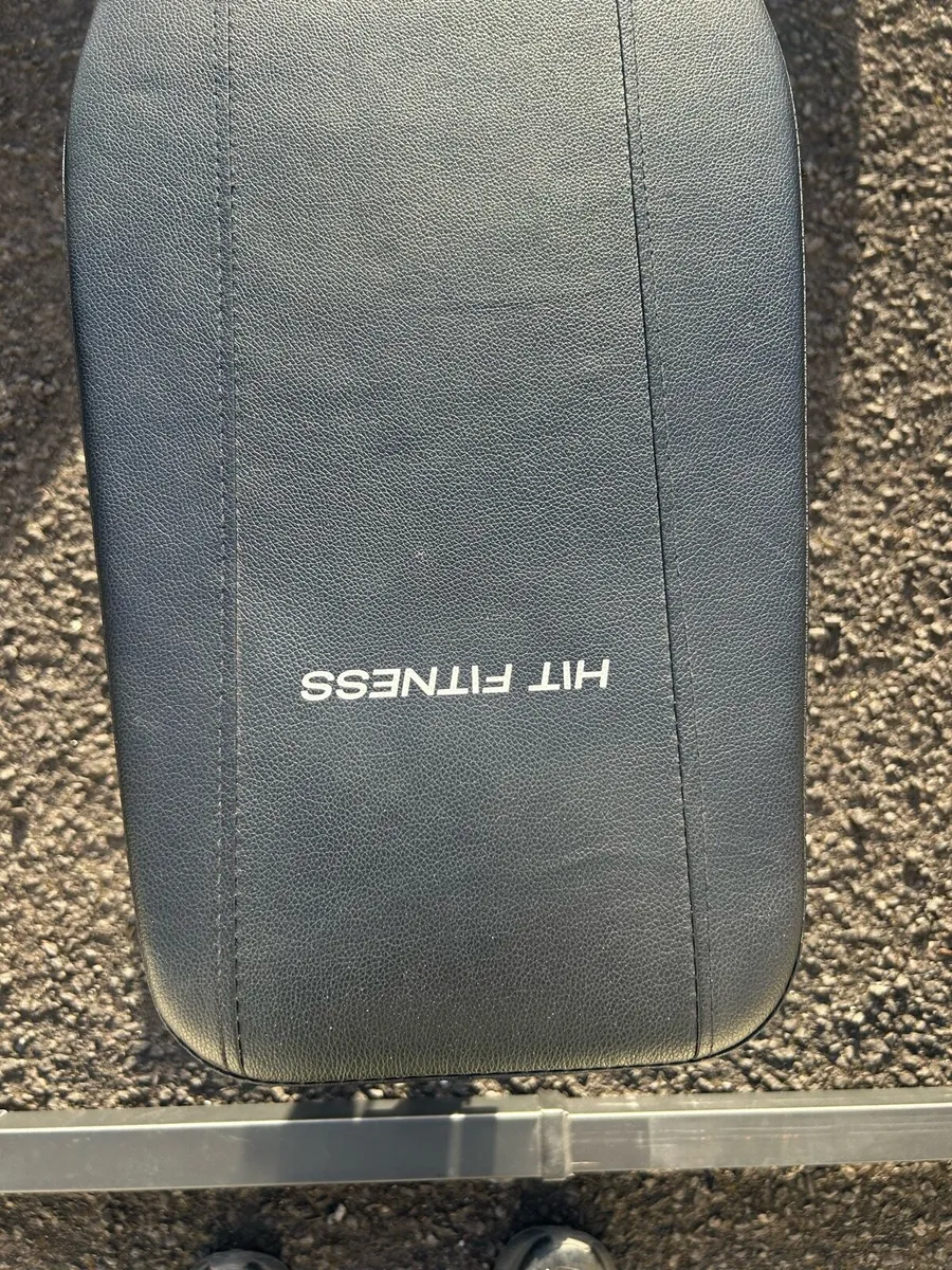 Full weights bench and barbell + extra plates - Image 3