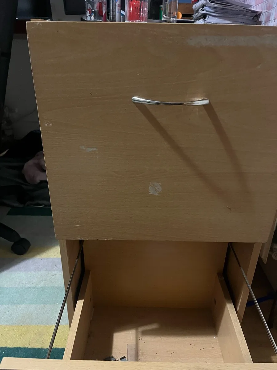 2 drawer filling cabinet - Image 2