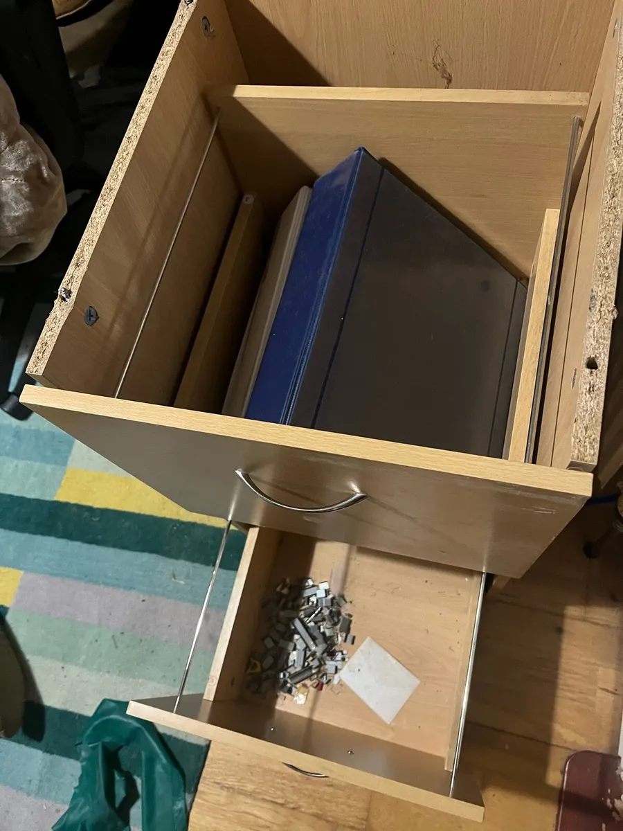 2 drawer filling cabinet - Image 4