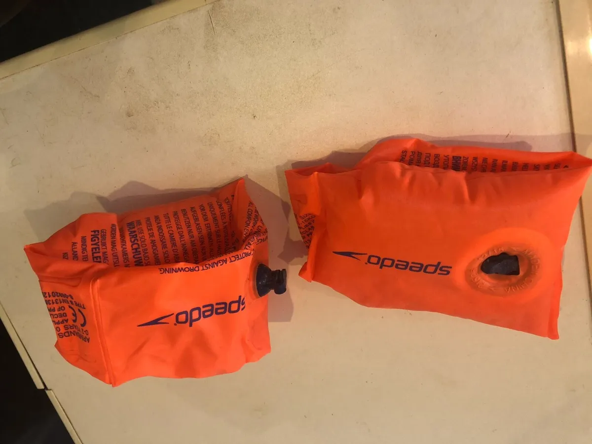 Kids arm bands and float - Image 2