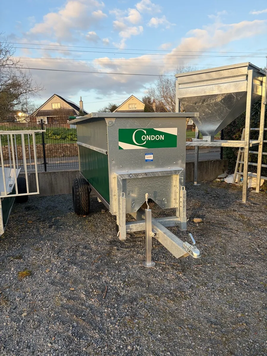 Condon 1.5T control feeder on wheels - Image 1