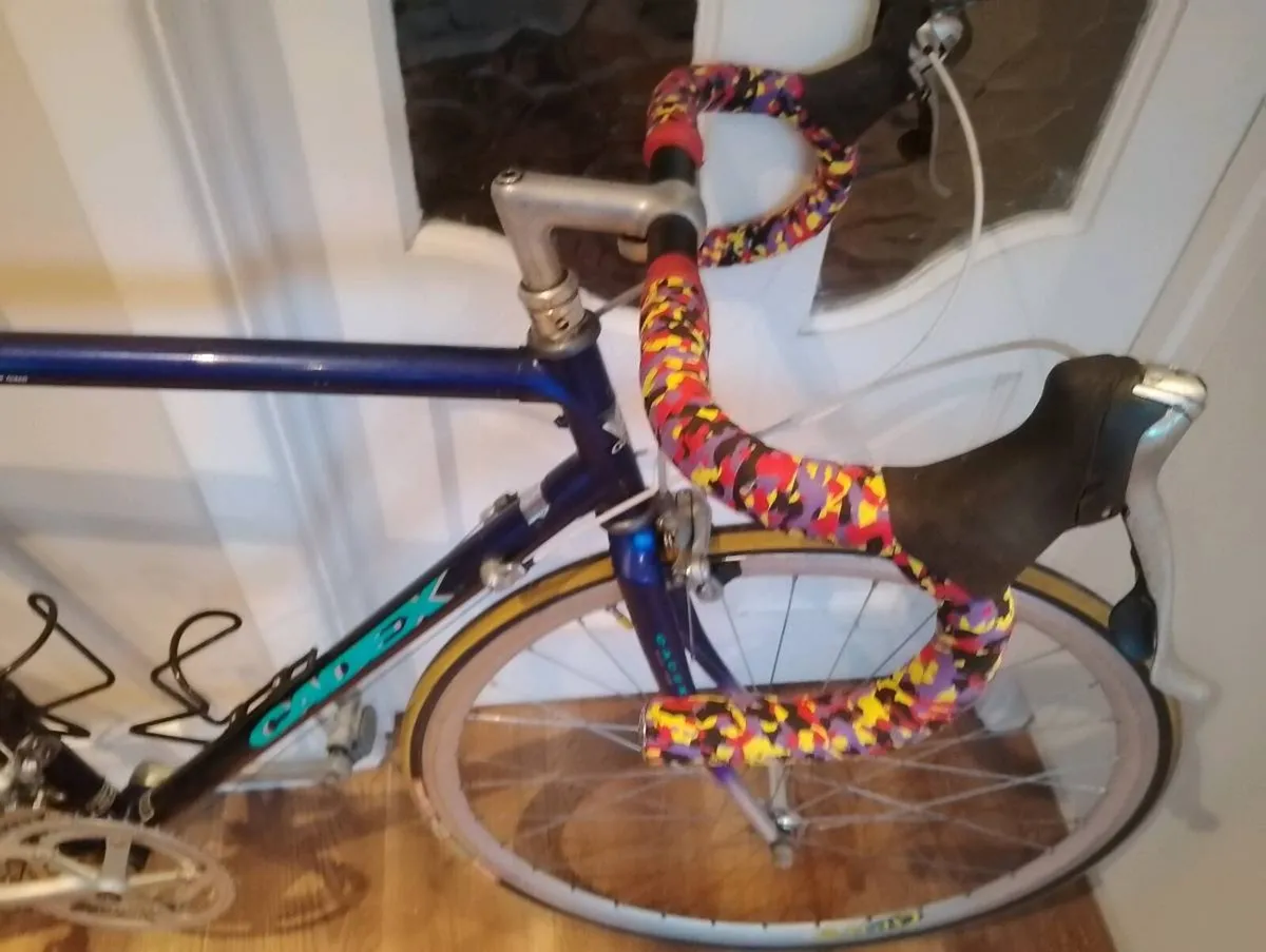 Giant Cadex Racing Bike - Image 2