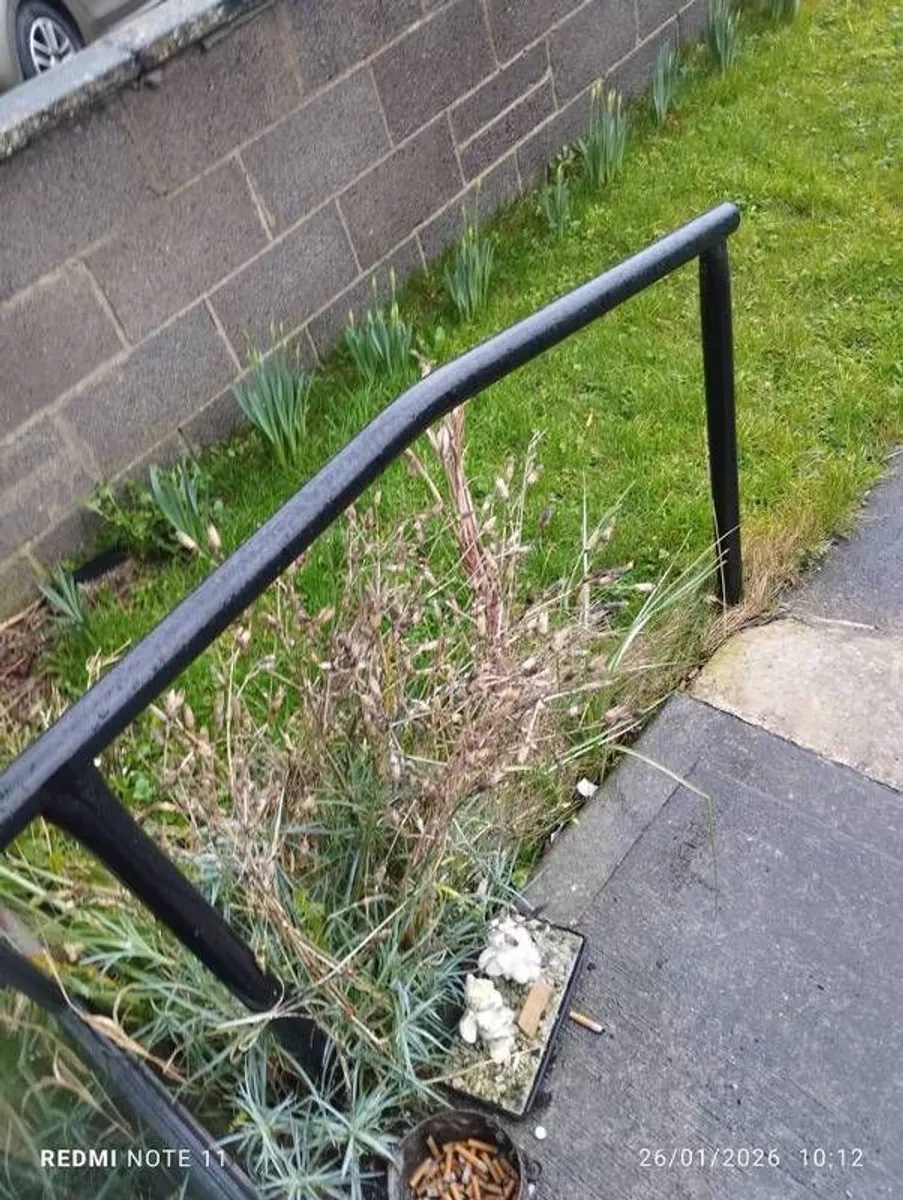 Power coated outside safety handrails - Image 4