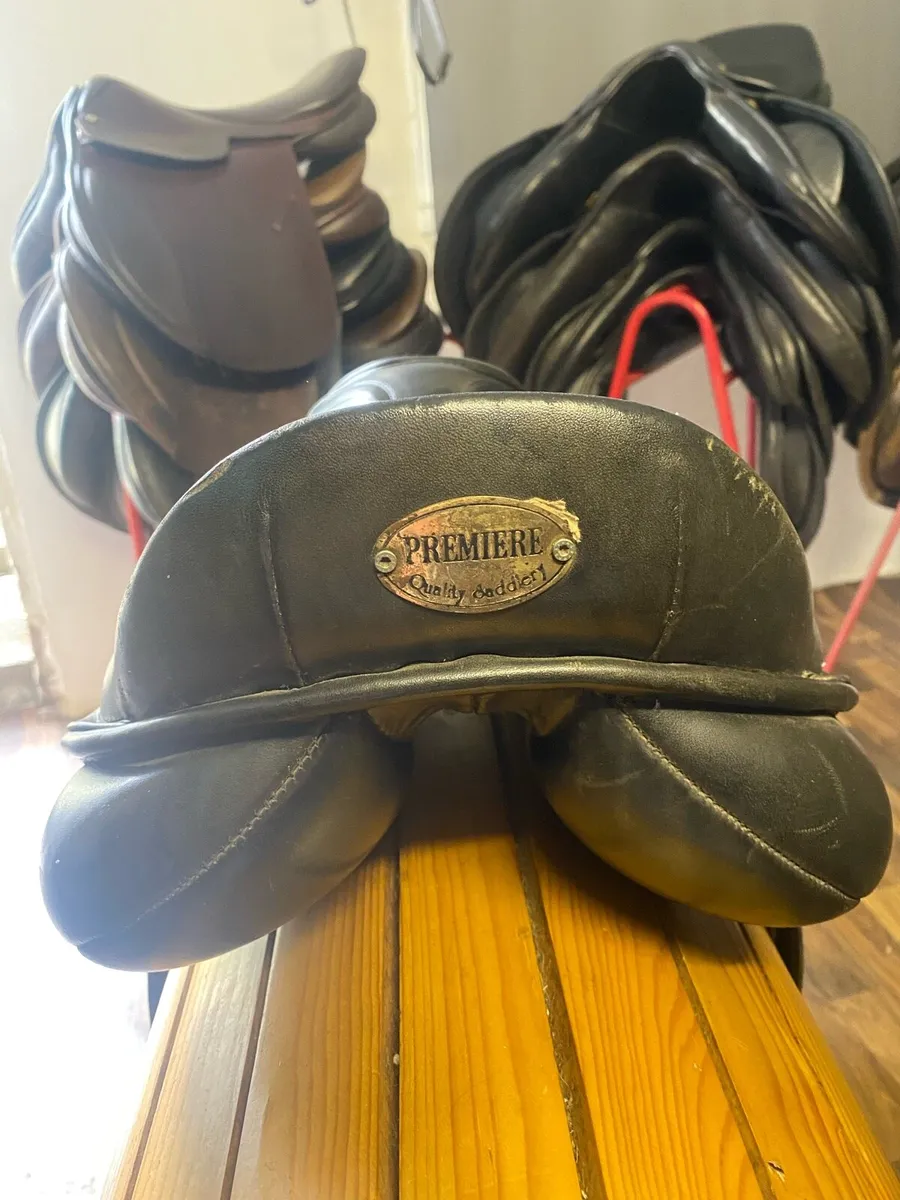 Premier 16” black Leather saddle - Image 3