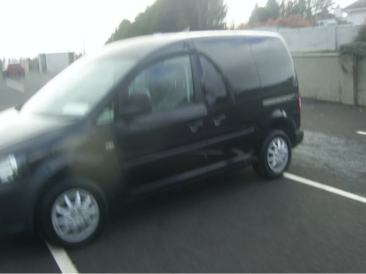 Volkswagen Caddy 1.6 TDI 75HP 5SPEED 80 800KG 4DR - Image 2