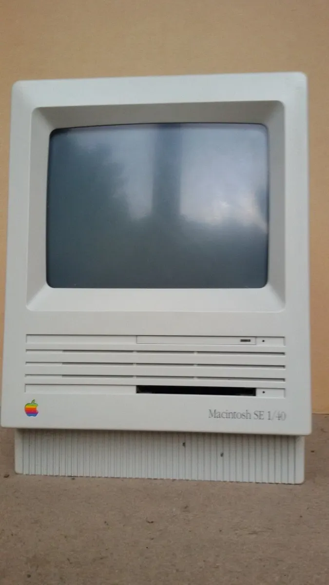 Vintage Macintosh FULL SET including printer - Image 1