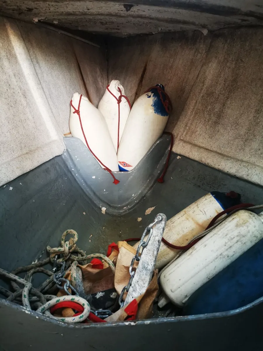 Hunter Formula 28 - Image 4