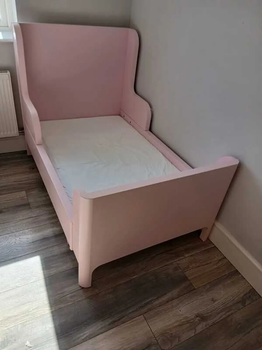 Childs IKEA extendable beds - Image 4