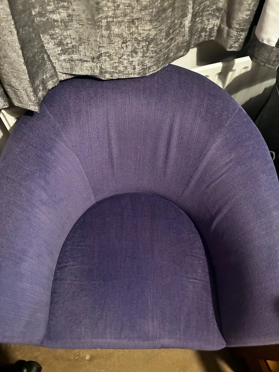 Nursery chair - Image 1