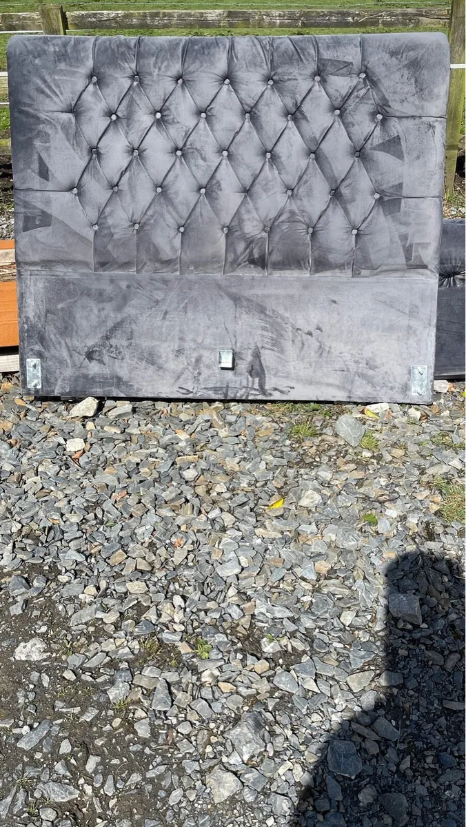 Grey double bed - Image 3