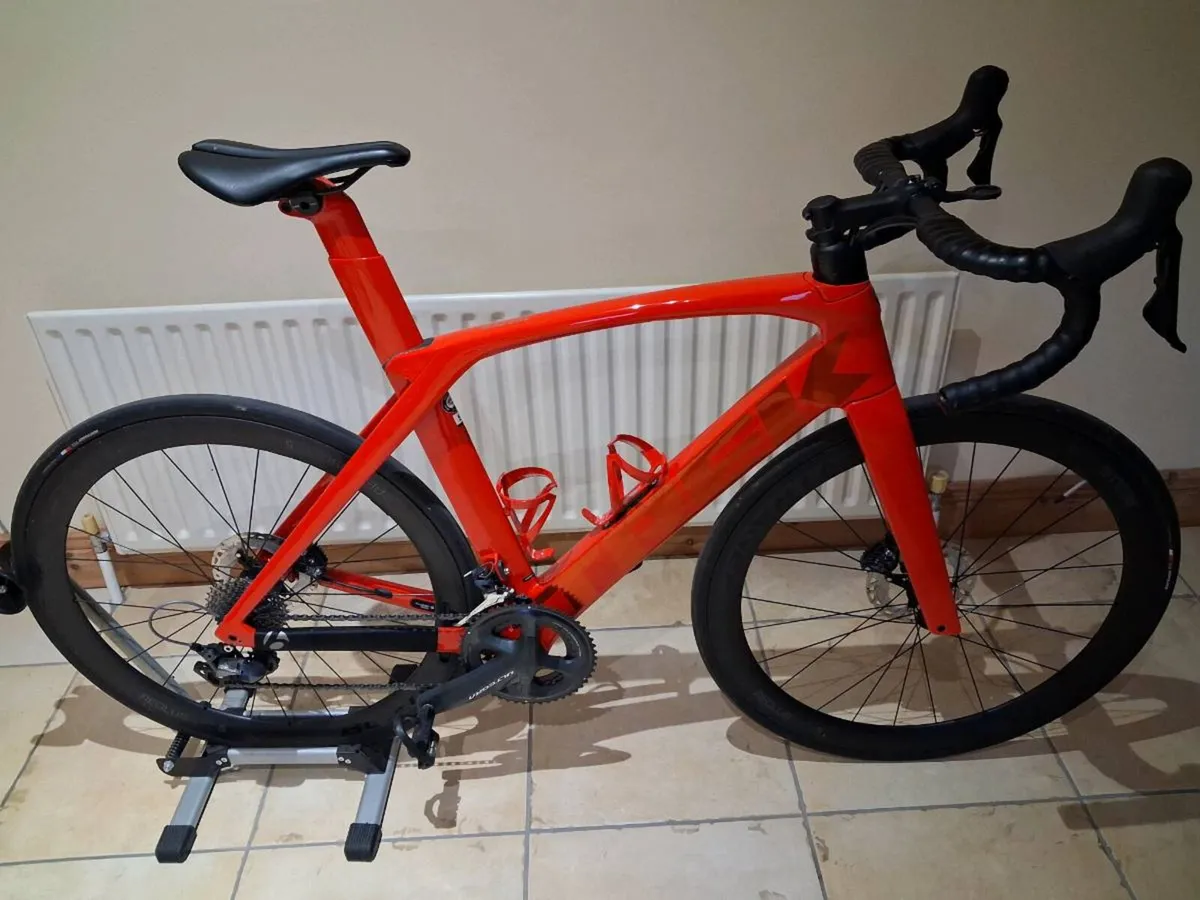 TREK MADONE SL6 - Image 1