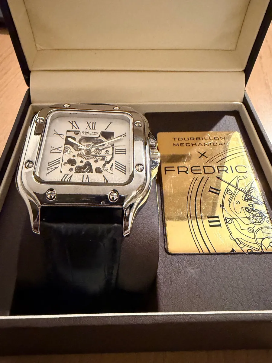 Wrist watch - Image 1