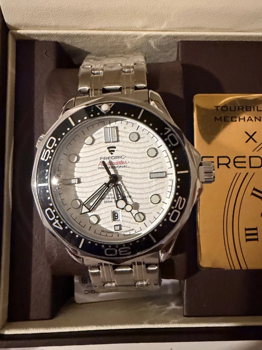 Wrist watch - Image 1